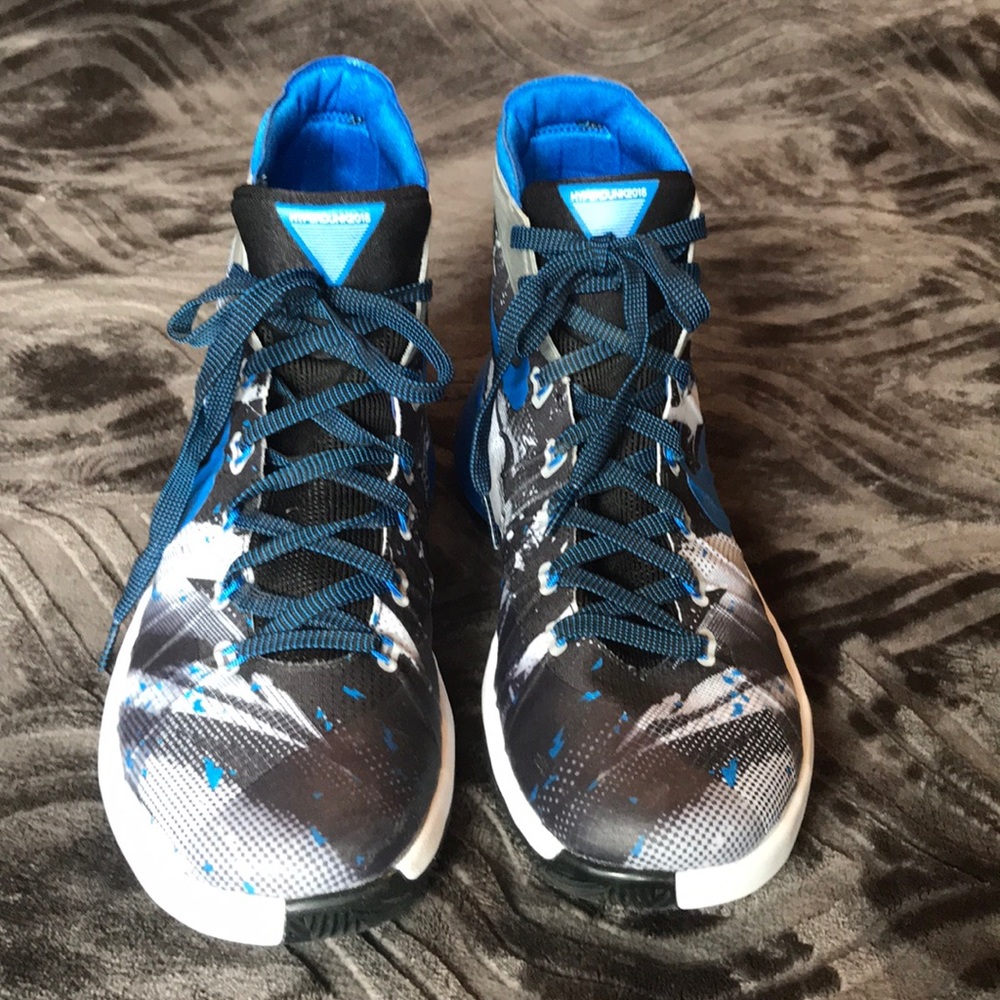 NWOT Nike Men’s hyperdunk 2015